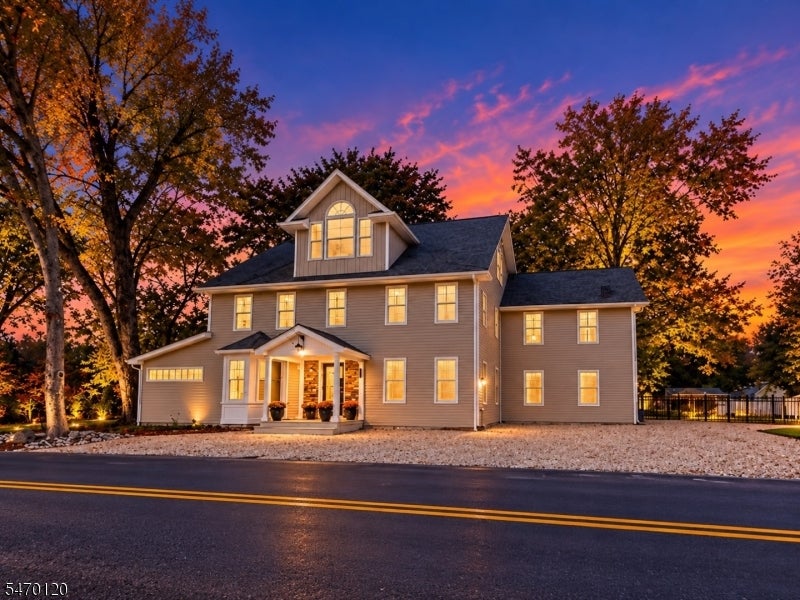 3097 River Rd