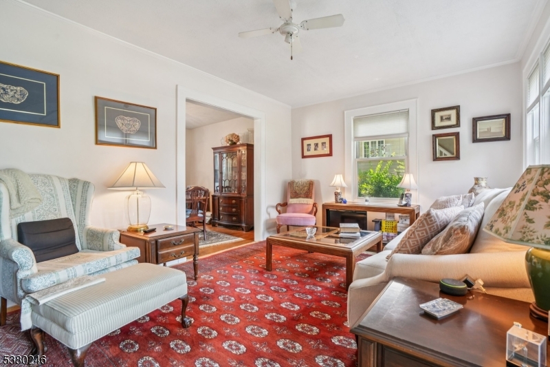 294 Livingston Ave