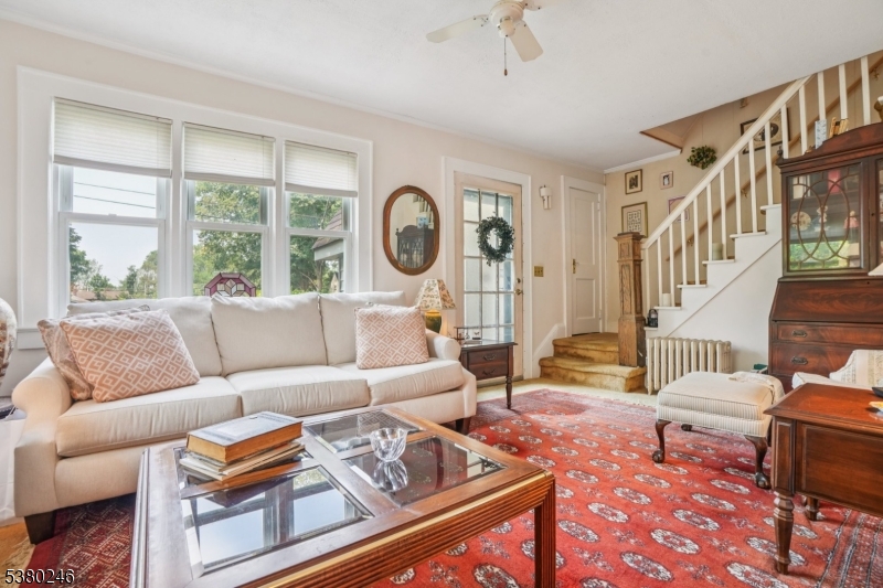294 Livingston Ave