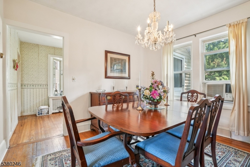 294 Livingston Ave