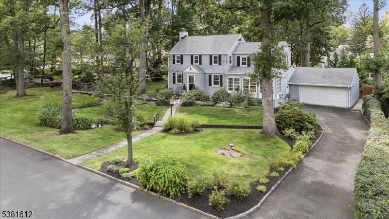 147 Canoe Brook Pkwy