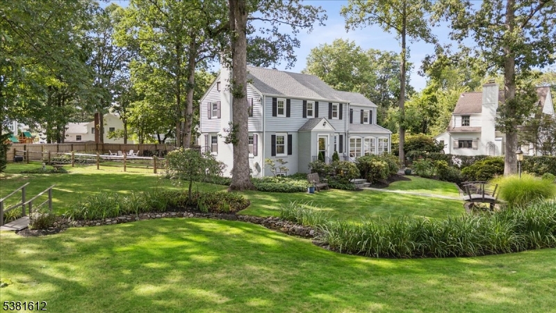 147 Canoe Brook Pkwy