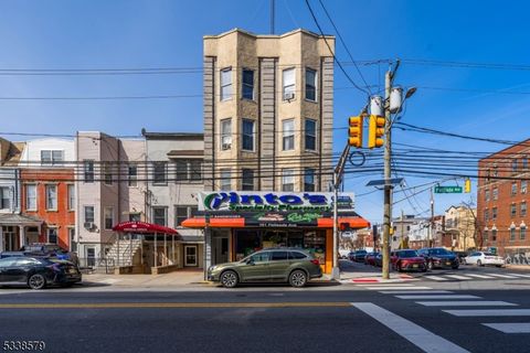 161 Palisade Ave Jersey City NJ 07306