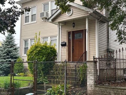 Photo of 227 N 15Th St, Bloomfield, NJ 07003 (MLS # 3991503)