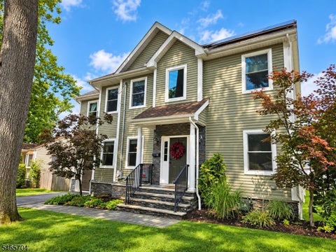Photo for 11 Tulip Ct