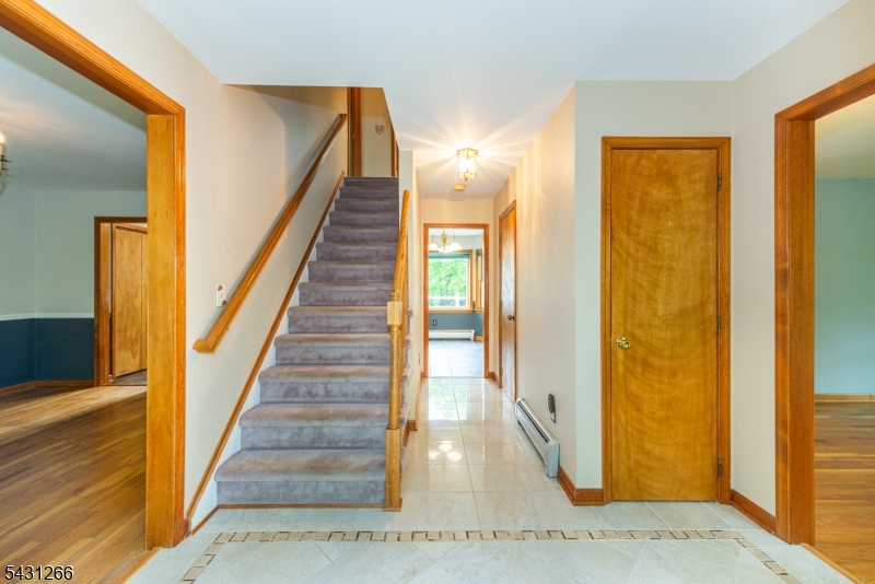 82 Kenvil Ave
