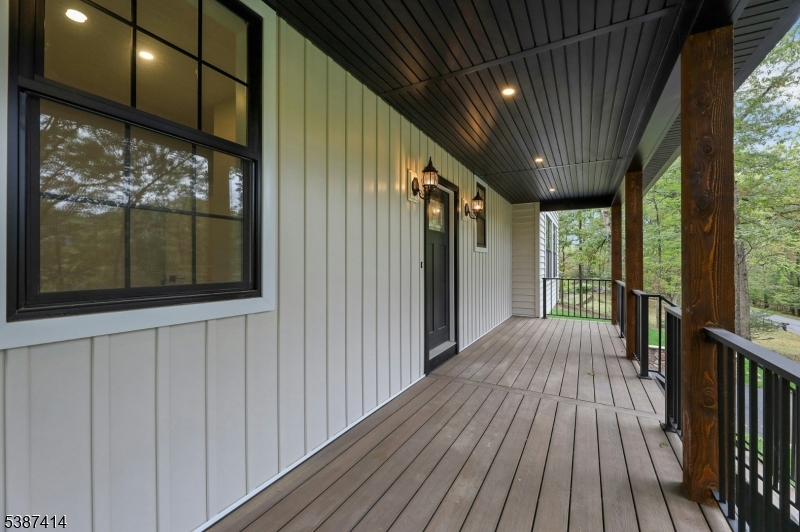 34 E Glen Rd