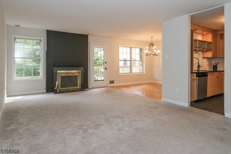 29 Timber Dr 69