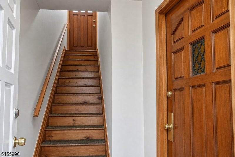 114 Cross St
