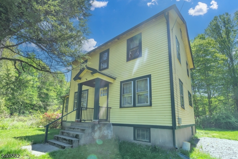37 White Hall Rd