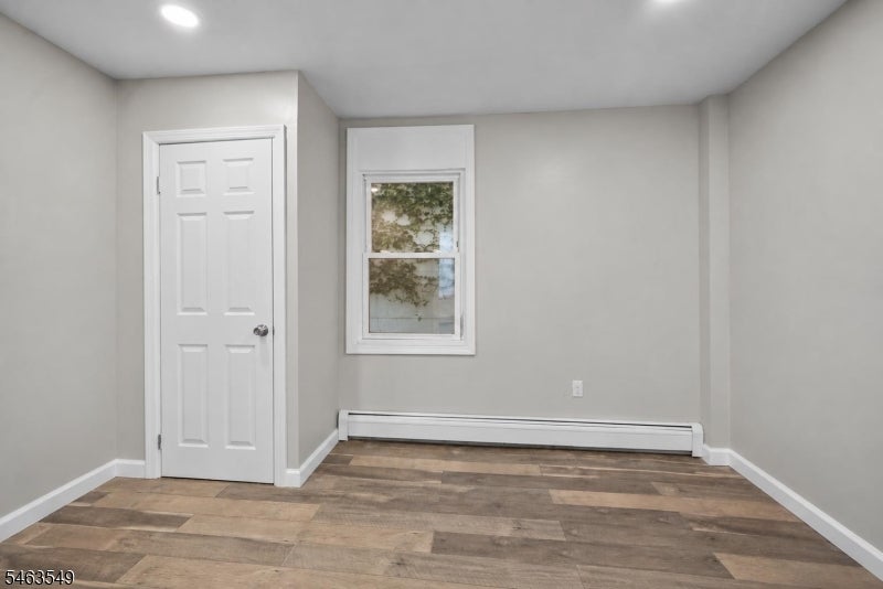 196 Smith St 1