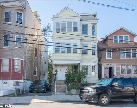 Photo of 93 21St St #3, Irvington, NJ 07111 (MLS # 3994446)