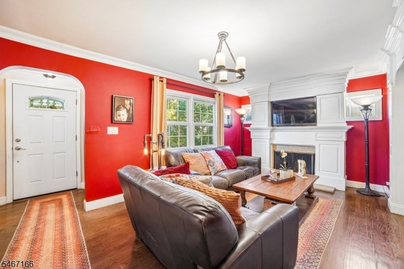 188 N Livingston Ave