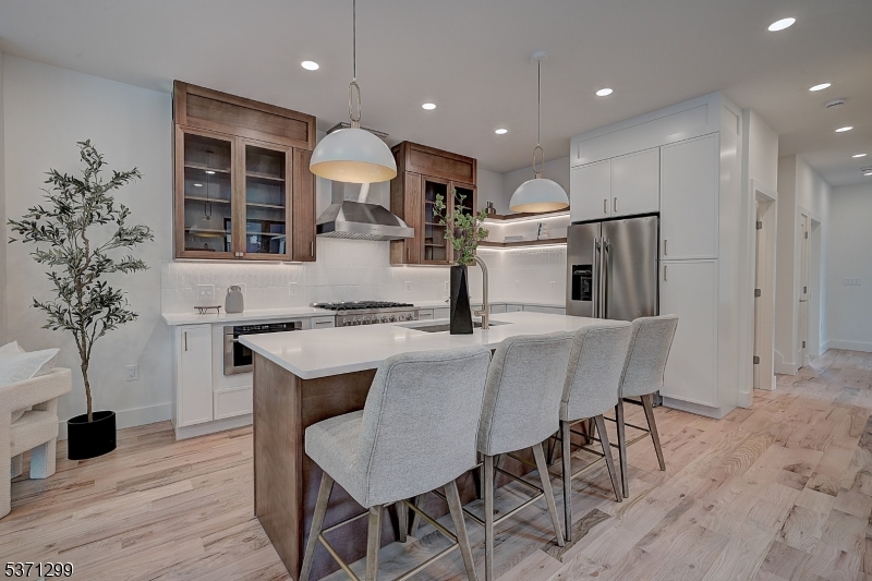 86 Watchung Ave 1