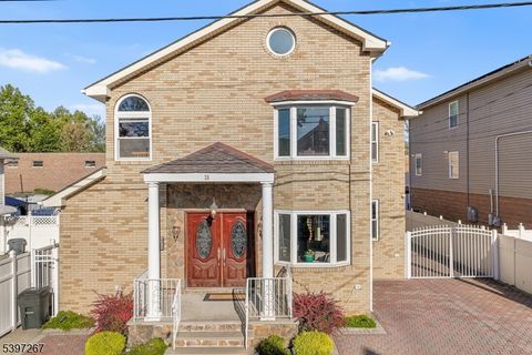 28 Ramella Ave Moonachie Boro NJ 07074