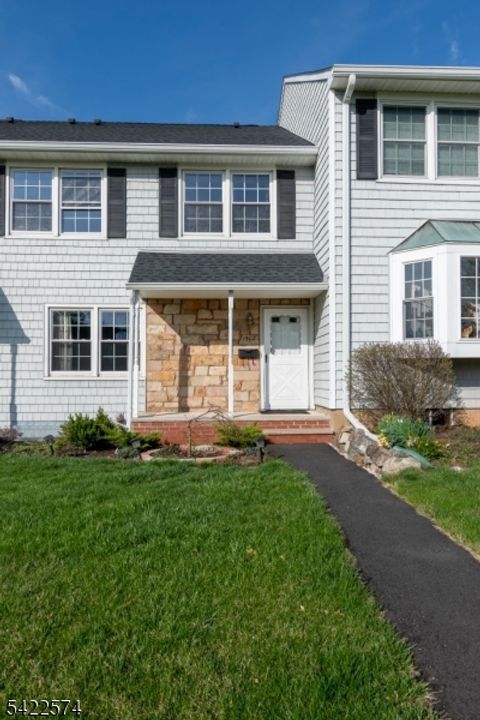 1502 William And Mary Cmn Hillsborough Twp. NJ 08844