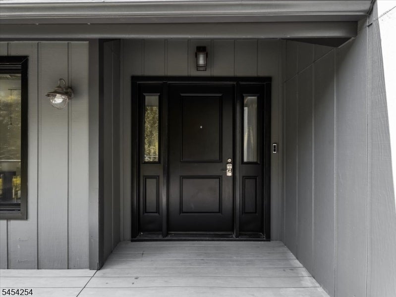 329 Glen Rd