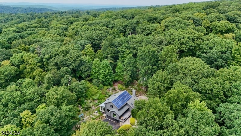 329 Glen Rd