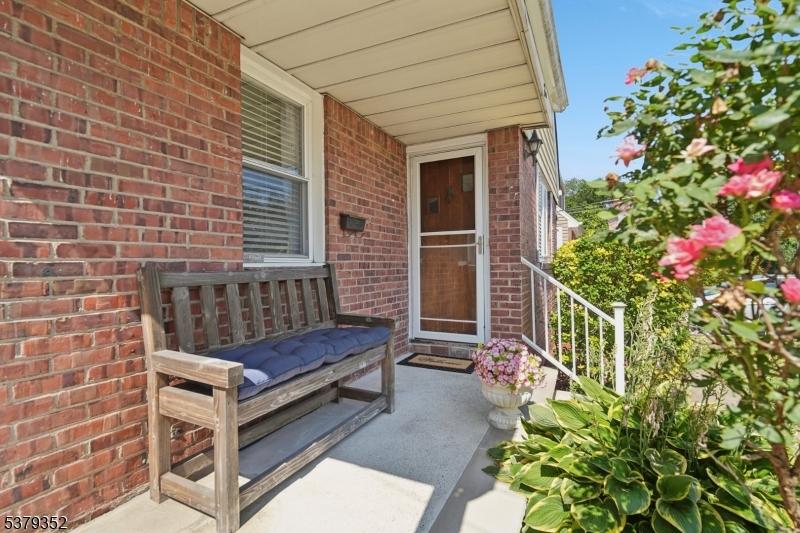 4 Trudy Dr