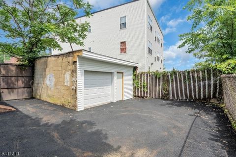 568 Grove St Irvington Twp. NJ 07111