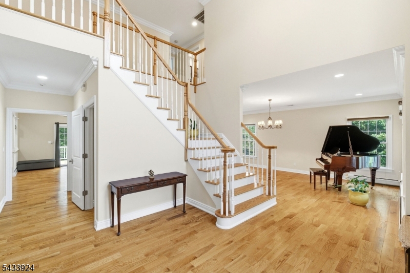 42 Spring Valley Rd