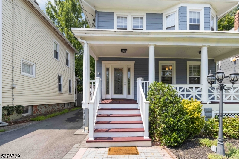 154 Ashland Ave
