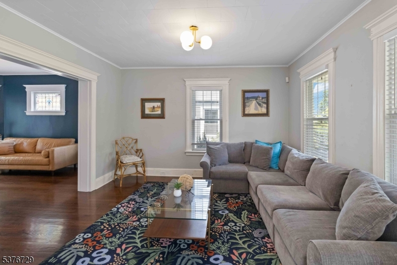154 Ashland Ave