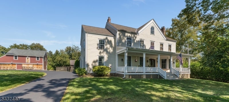 106 Brunswick Ave