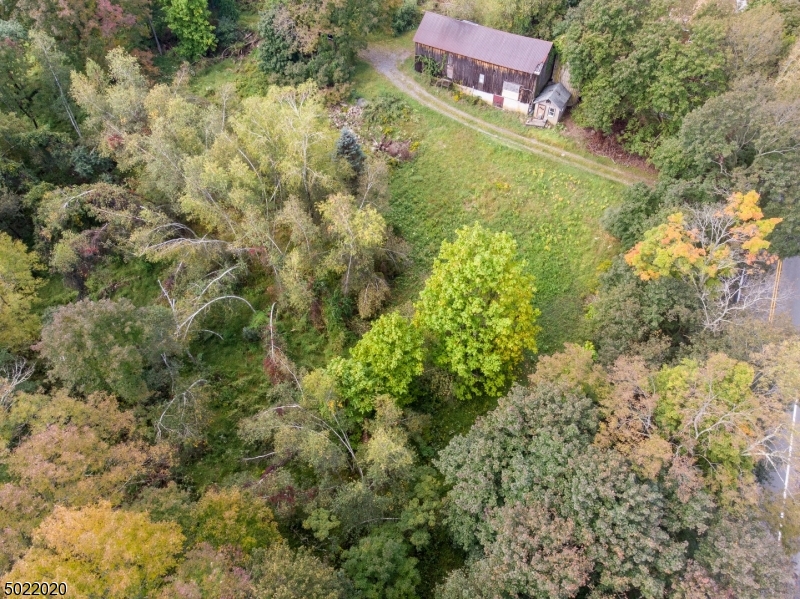 109 Schooleys Mtn Rd