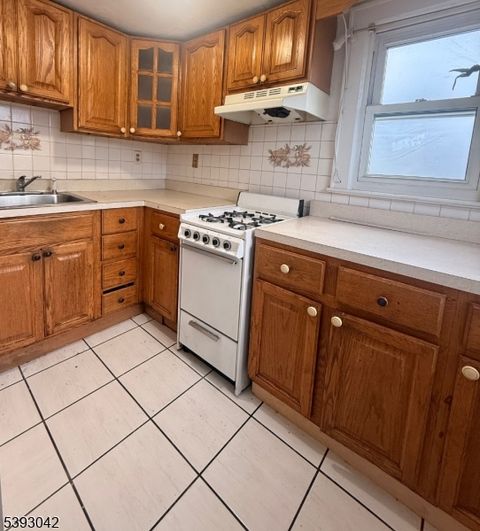 Photo of 48 Reid St, Elizabeth, NJ 07201 (MLS # 3994099)