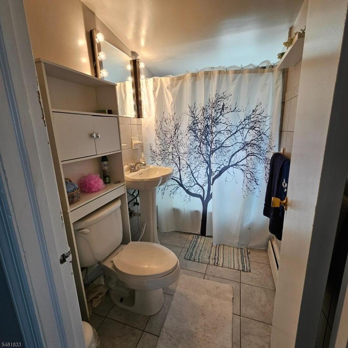 136 Isabelle St