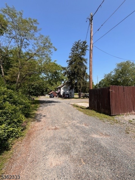15 High St