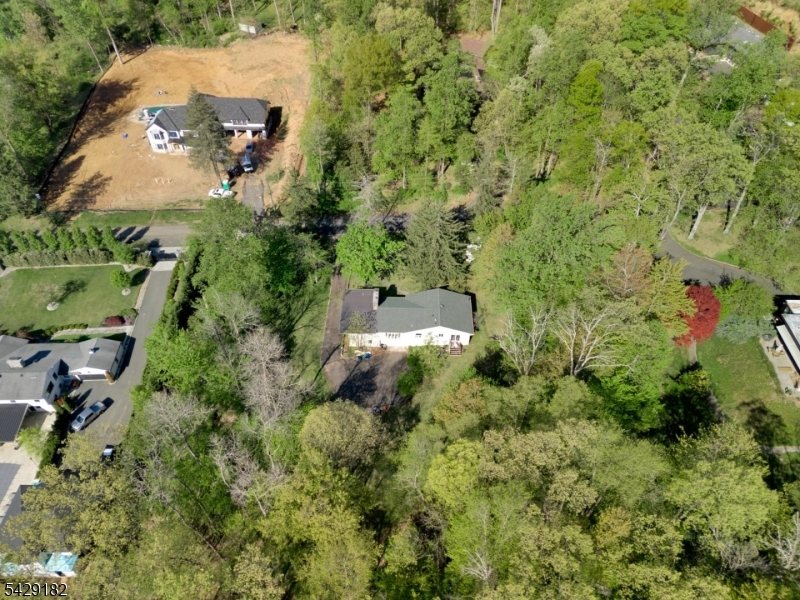 104 Redmont Rd