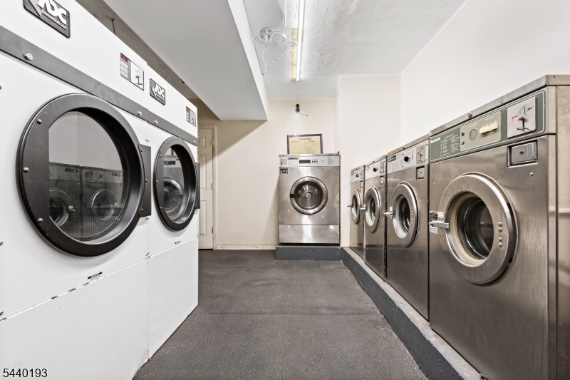 16 Irving St Apt B7 B7