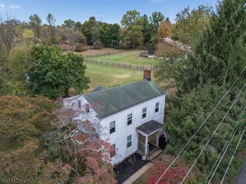 33 Sergeantsville Rd Raritan Twp. NJ 08822