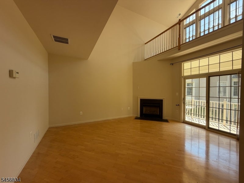 117 Crown Ct