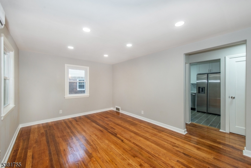 37 Revere Dr