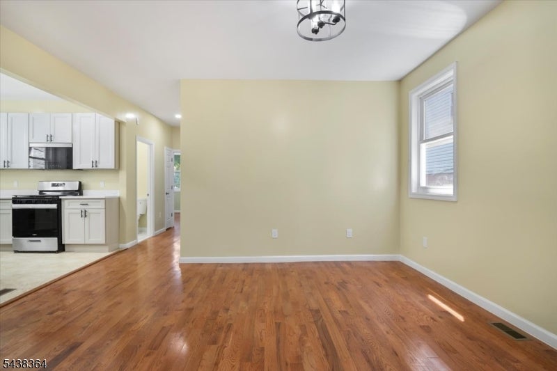 118 Lehigh Ave, Apt 1 1