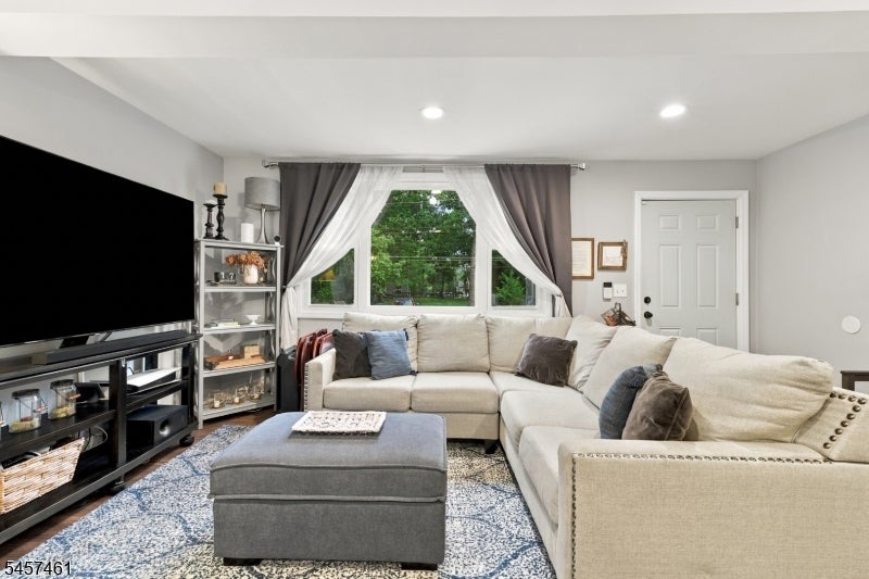 544 Brooklyn Mountain Rd