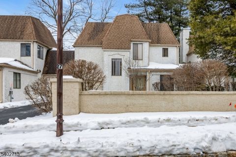 89 Park Gate Dr Edison Twp. NJ 08820