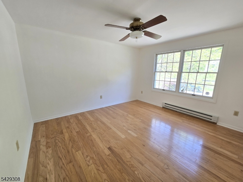 44 Linwood Ave