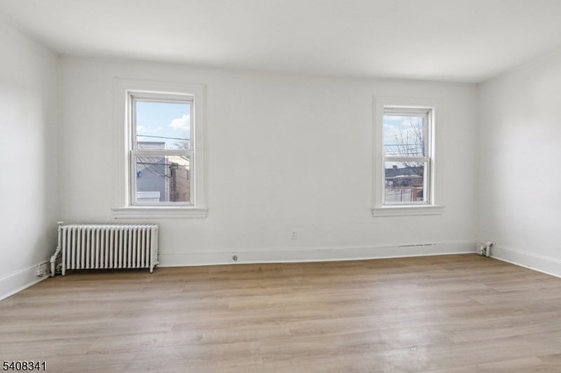 66 N Washington Ave 1