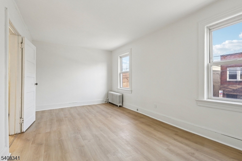 66 N Washington Ave 1