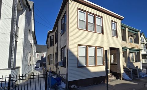 190 Columbia Ave Passaic City NJ 07055