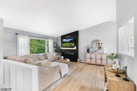 Featured picture for the property 3929209