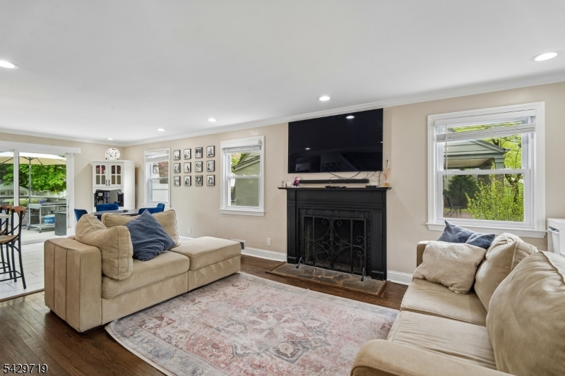 36 Espy Rd