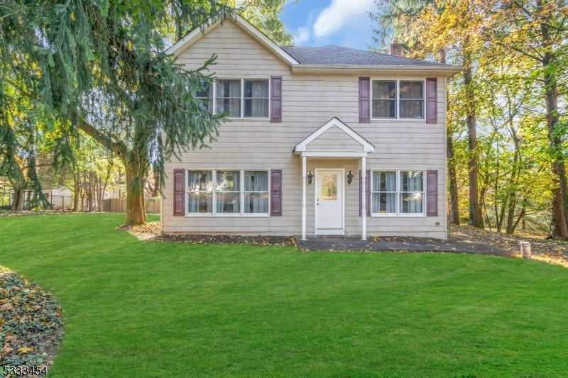 320 Ridge Blvd