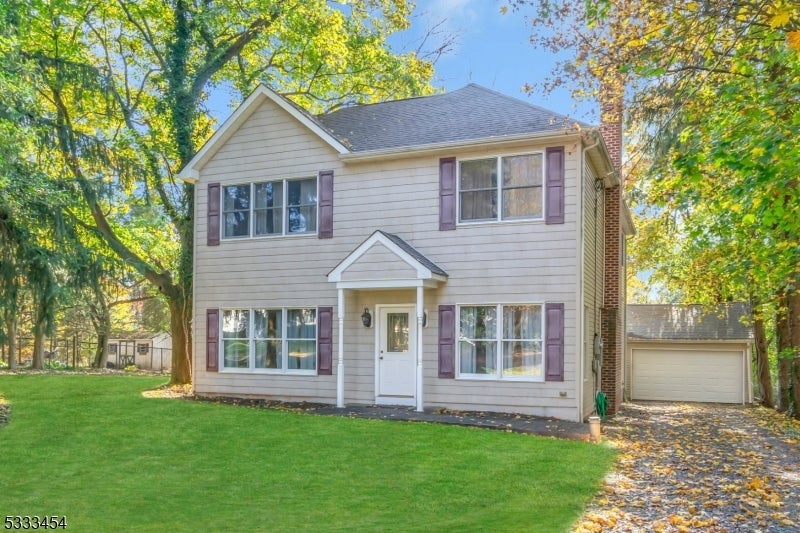 320 Ridge Blvd