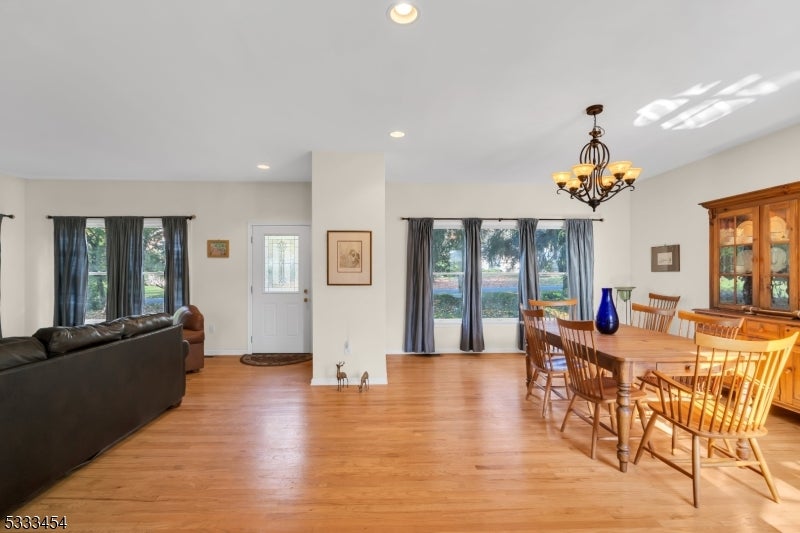 320 Ridge Blvd
