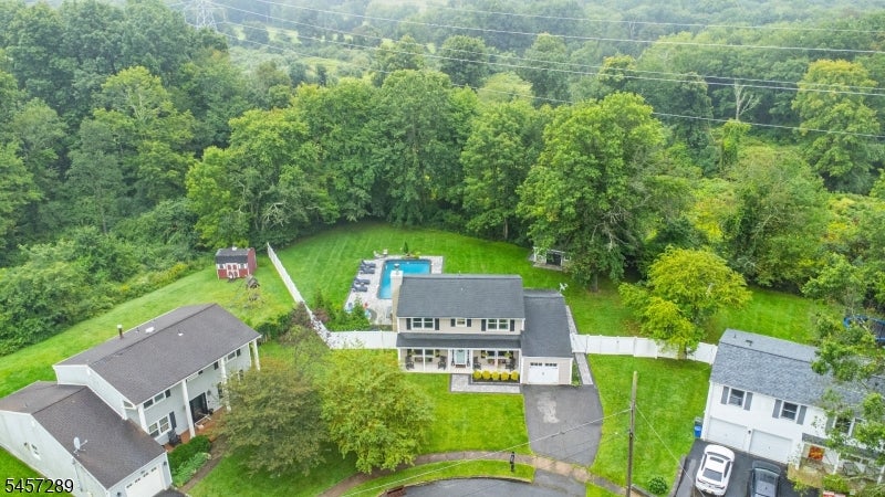 47 Biscay Dr